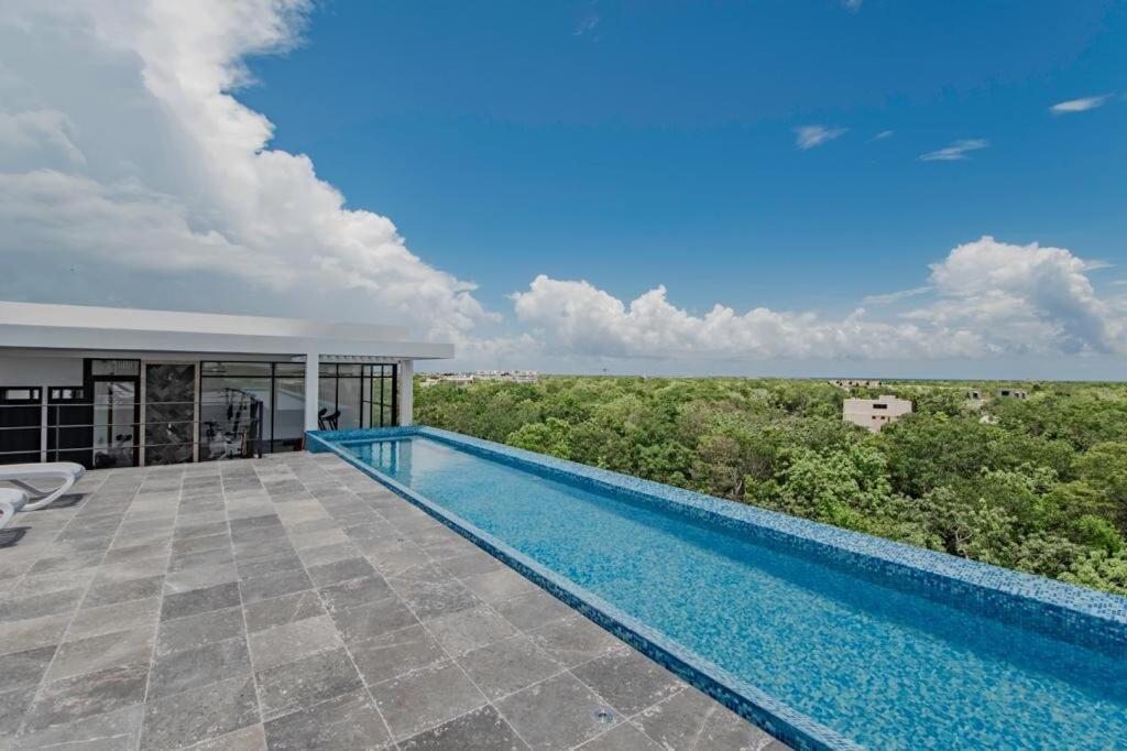 Apartment Infinity Pool Nature
